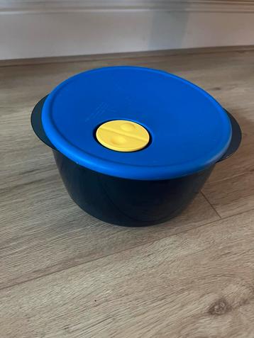 Tupperware magnetronkom crystal wave 2L beschikbaar voor biedingen