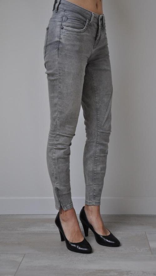 only jeans xs, spijkerbroek xs, 34, broek xs, Kleding | Dames, Spijkerbroeken en Jeans, Zo goed als nieuw, W27 (confectie 34) of kleiner