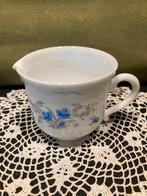 Vintage Arcopal melkkannetje (271025), Huis en Inrichting, Keuken | Servies, Ophalen of Verzenden