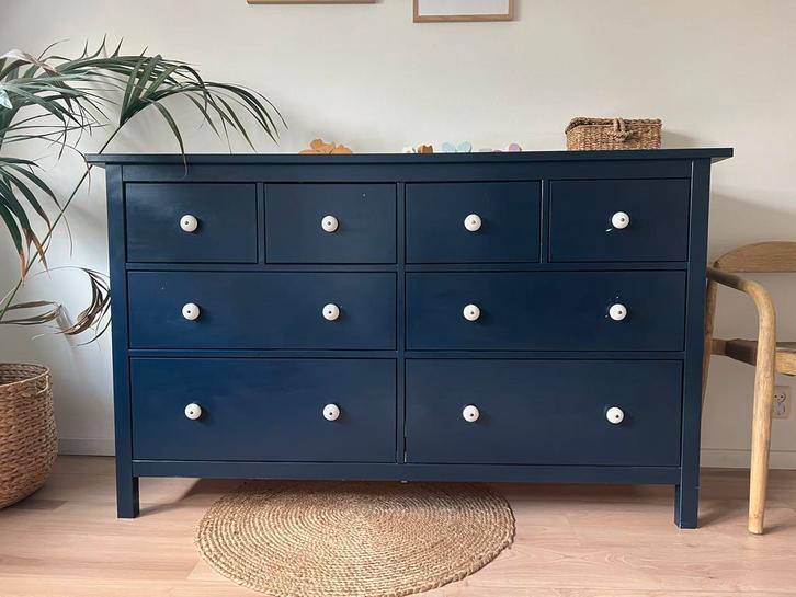 IKEA Hemnes Commode - Donkerblauw, Zara Home knoppen, Huis en Inrichting, Kasten | Dressoirs, Zo goed als nieuw, 150 tot 200 cm