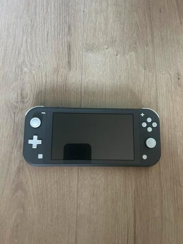 Nintendo Switch Lite + Hoes beschikbaar voor biedingen