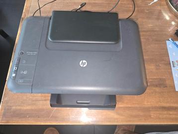 HP Deskjer 2050 met inkt beschikbaar voor biedingen