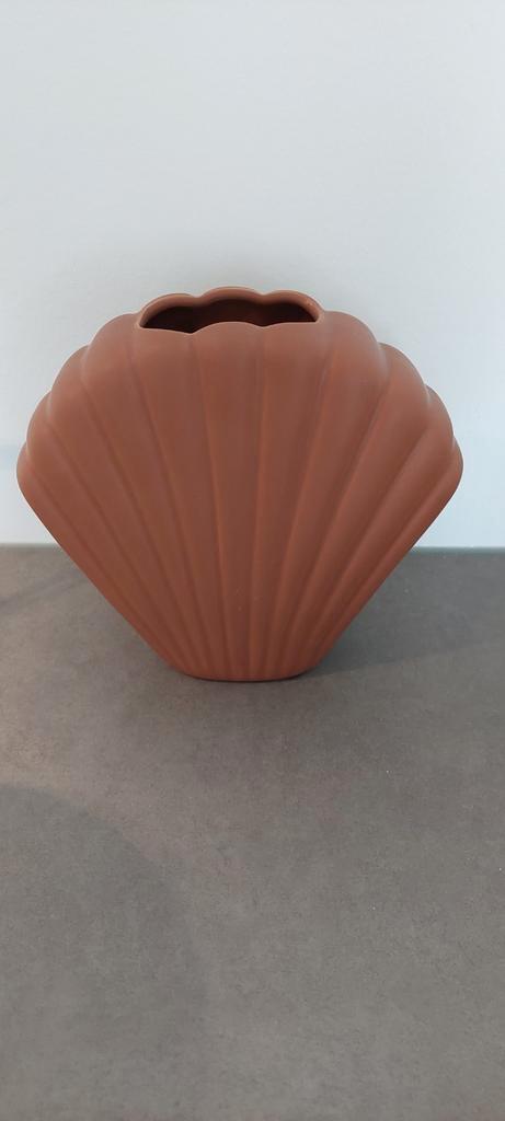 HK Living Schelpvaas, Huis en Inrichting, Woonaccessoires | Vazen, Nieuw, Overige kleuren, Minder dan 50 cm, Aardewerk of Porselein