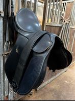 Wintec 500 veelzijdigheidszadel, Dieren en Toebehoren, Paarden en Pony's | Zadels, Ophalen, Zo goed als nieuw