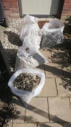 Grind, Tuin en Terras, Ophalen, Zo goed als nieuw