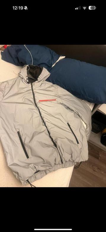 Prada reflective jacket beschikbaar voor biedingen