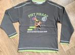 TE KOOP: longsleeve van Piet Piraat Studio 100 maat 122 ZGAN, Ophalen of Verzenden, Zo goed als nieuw, Jongen, Shirt of Longsleeve