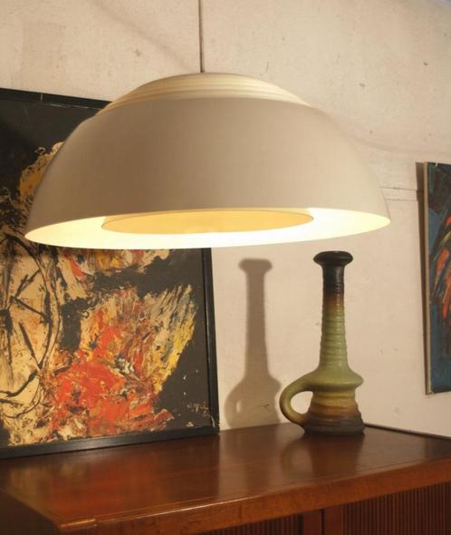 Arne Jacobsen AJ Royal hanglamp Louis Poulsen vintage design, Huis en Inrichting, Lampen | Hanglampen, Gebruikt, Metaal, Ophalen