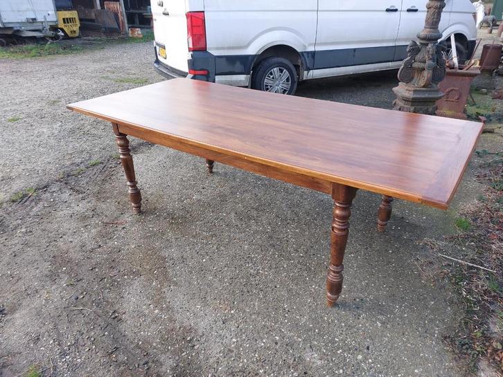 Houten Eettafel ongeveer 100 jaar oud.  238 x105 cm, Antiek en Kunst, Antiek | Meubels | Tafels, Ophalen