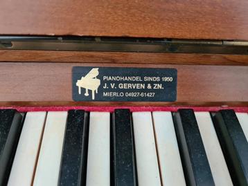 Piano beschikbaar voor biedingen