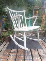 Vintage Schommelstoel pastoe, Huis en Inrichting, Stoelen, Ophalen, Zo goed als nieuw, Eén