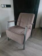 Mooie taupe kleur fauteuil. (Evt 2 te koop), Huis en Inrichting, Ophalen, 75 tot 100 cm, Zo goed als nieuw, Metaal