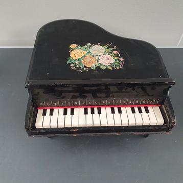 Vintage Speelgoedpiano - Shanghai China beschikbaar voor biedingen