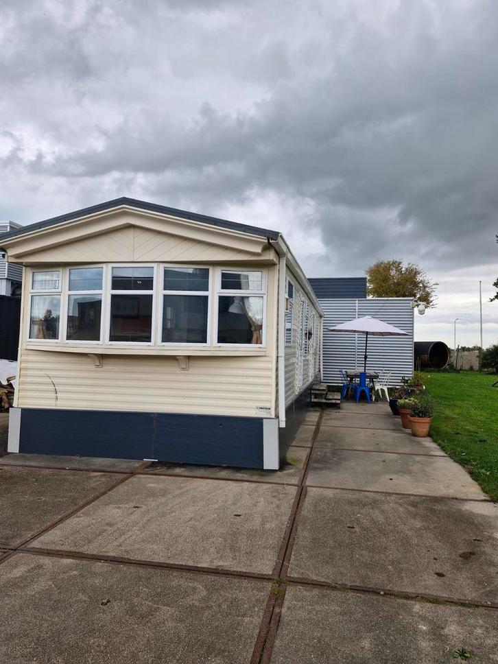 Stacaravan te koop! MOET WEG!! Meeneem prijs, Caravans en Kamperen, Stacaravans, Ophalen