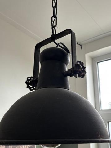 industriele hanglamp beschikbaar voor biedingen