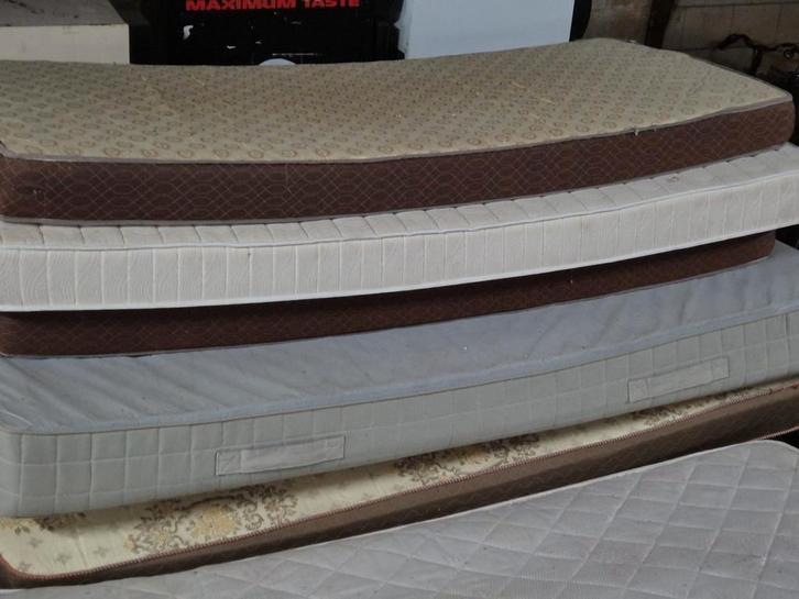 Mixpartij tweedehands gebruikte matrassen matras gebruikt, Diversen, Rommelmarktspullen, Ophalen