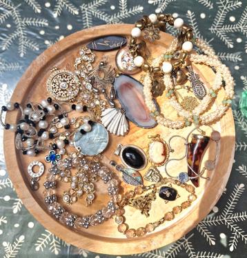 Lot sieraden 2 fashion beschikbaar voor biedingen
