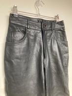 Arma zwart leren broek maat 36 high waist, Kleding | Dames, Customerservice@armastore.com, Zwart, Arma, Zo goed als nieuw