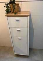 Badkamer kastje, Huis en Inrichting, Badkamer | Badkamermeubels, Ophalen, (Half)hoge kast, Minder dan 50 cm, Zo goed als nieuw