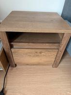2 Nachtkastjes - 1 met chip, samen ophalen, Huis en Inrichting, Minder dan 55 cm, Gebruikt, Rechthoekig, Hout