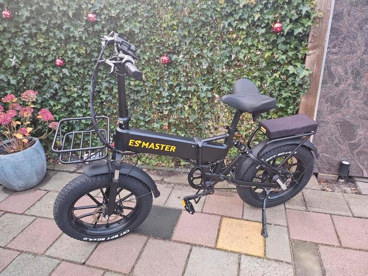 Nieuwstaat ESmaster Rock Wheel 250x Pro Fatbike + vinz slot, Fietsen en Brommers, Elektrische fietsen, Zo goed als nieuw, Overige merken