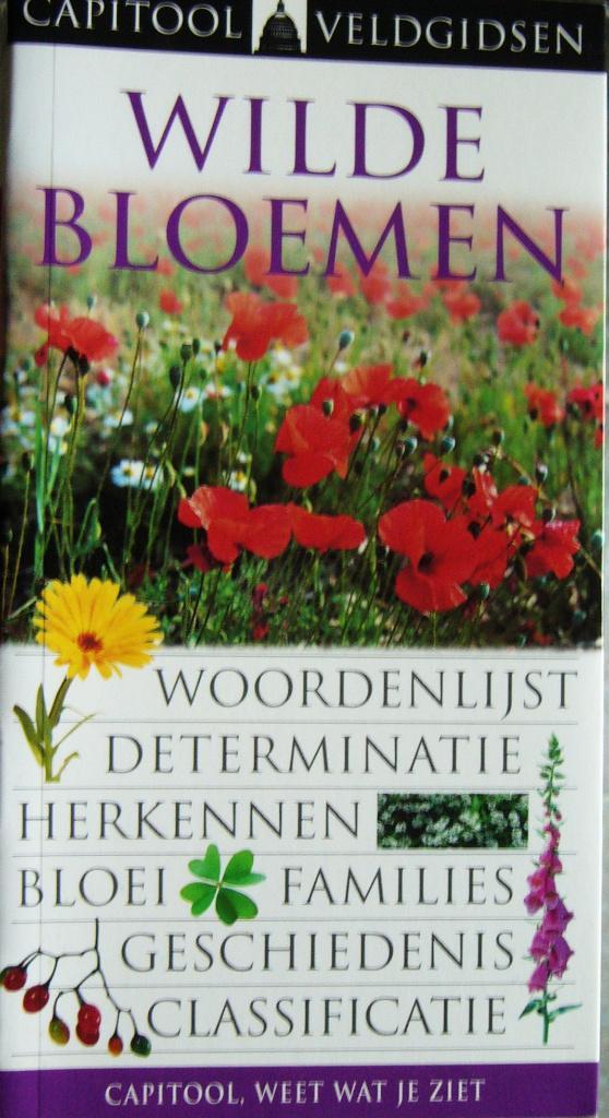 Wilde bloemen herkennen Capitool veldgidsen natuurgids, Boeken, Natuur, Gelezen, Bloemen, Planten en Bomen, Ophalen of Verzenden