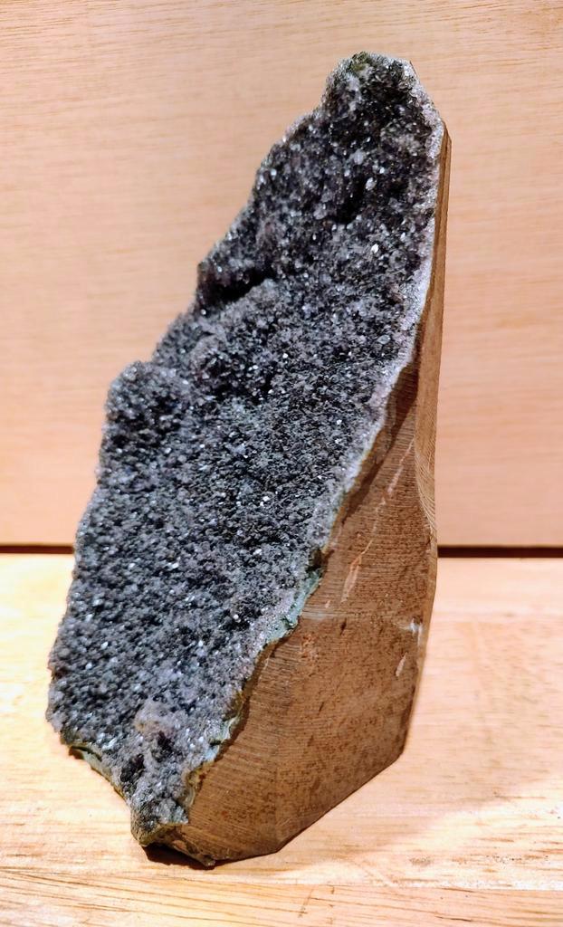 Amethist 1,42 kg, Verzamelen, Mineralen en Fossielen, Ophalen of Verzenden