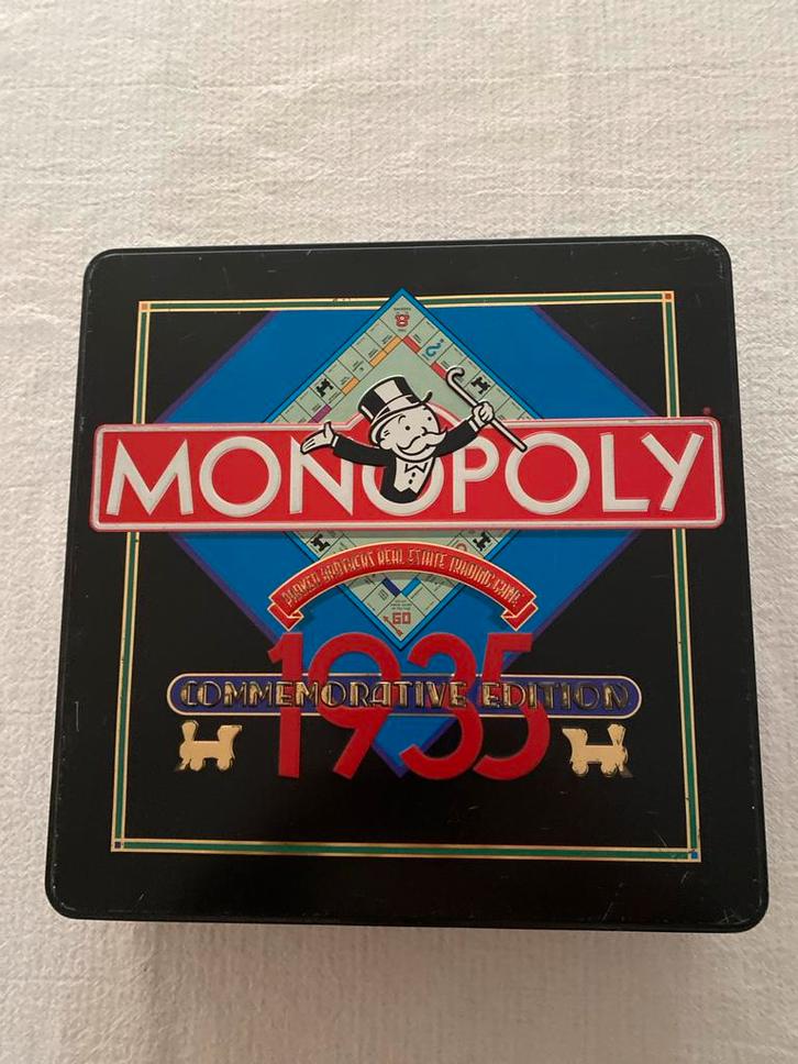 Monopoly Jubileum Editie - 50 Jaar in Blikken Doos, Hobby en Vrije tijd, Gezelschapsspellen | Bordspellen, Gebruikt, Drie of vier spelers