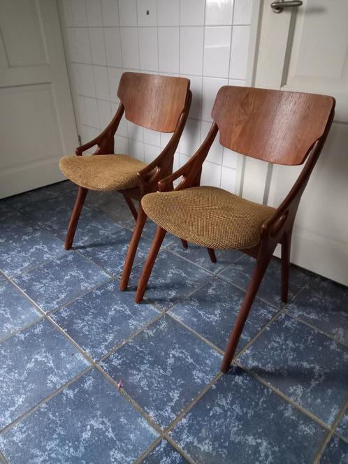 retro mid century deens design olsen eetkamerstoelen., Huis en Inrichting, Stoelen, Gebruikt, Twee, Stof, Bruin, Ophalen