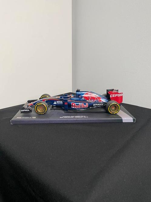 1:18 Max Verstappen, Toro Rosso STR10, Editie 3 1e versie, Hobby en Vrije tijd, Modelauto's | 1:18, Zo goed als nieuw, Auto, MiniChamps