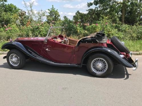 Quantum 2 Plus 2 1986 Rood mg td replica 1976 cabrio izgst, Auto's, Overige Auto's, Particulier, Open dak, Benzine, Cabriolet