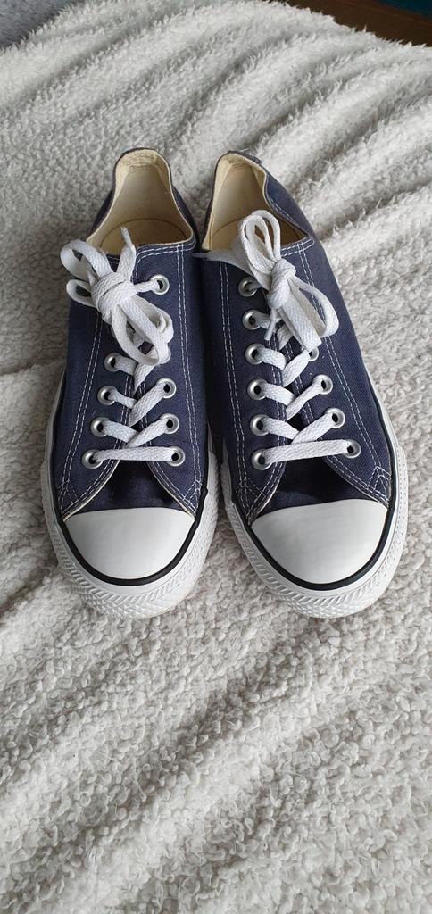 CONVERSE ALLSTARS...maat 39.5...NAVY BLAUW....ZOMER TOPPER!, Kinderen en Baby's, Kinderkleding | Schoenen en Sokken, Zo goed als nieuw