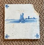 Antieke Delfts blauwe tegel, bootjes, Antiek en Kunst, Antiek | Wandborden en Tegels, Ophalen of Verzenden