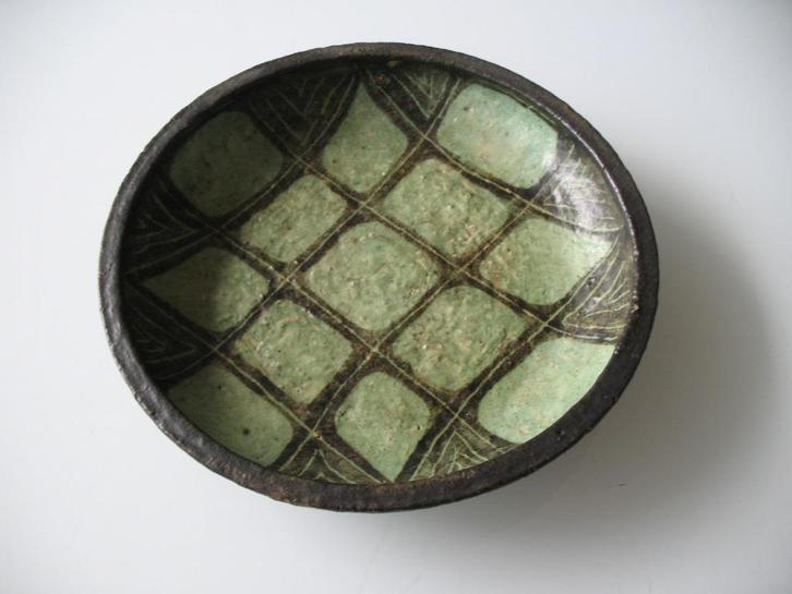 Vintage Keramiek Bord Jan van Stolk met groene vlakken, Antiek en Kunst, Antiek | Keramiek en Aardewerk, Ophalen of Verzenden