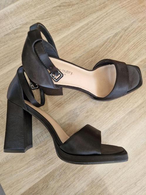 Hoge hakken sandalen, Kleding | Dames, Schoenen, Nieuw, Sandalen of Muiltjes, Zwart, Ophalen of Verzenden