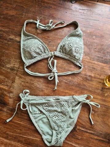 Primark bikini groen maat M