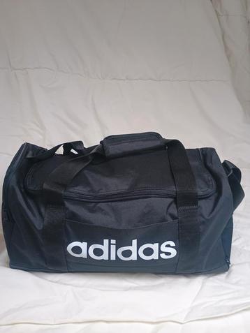Adidas Sporttas - Zo goed als nieuw! beschikbaar voor biedingen