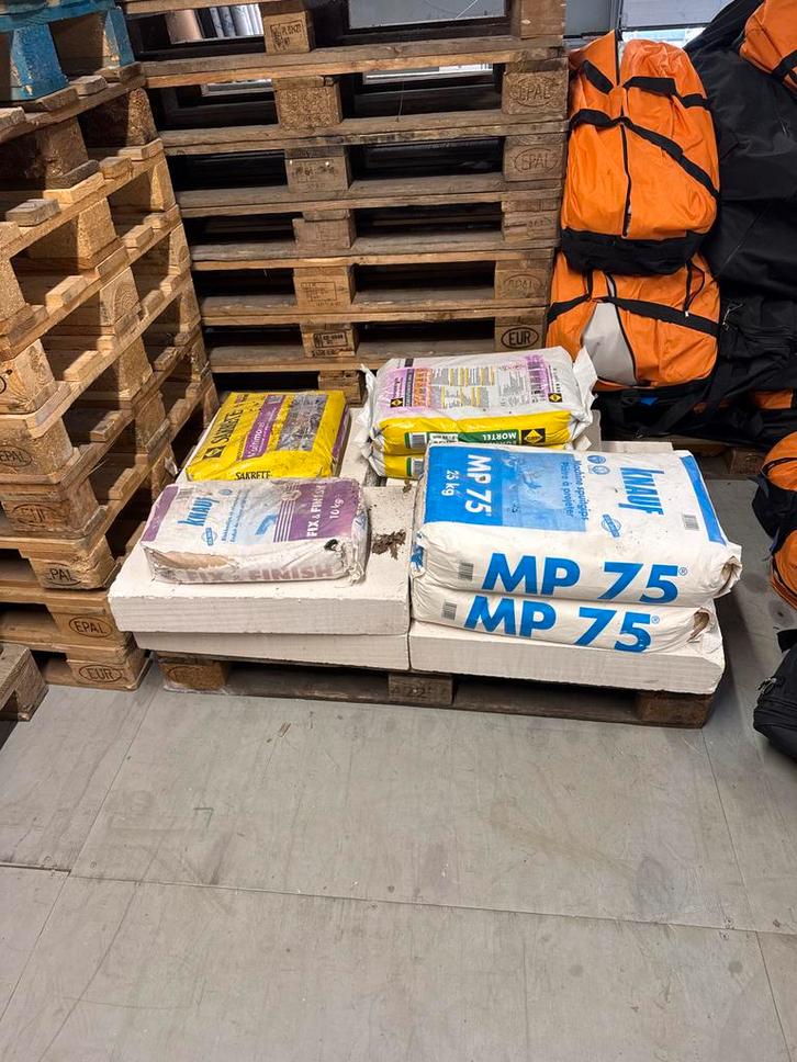 Diverse bouwmaterialen: MP75, egalisatie mortel, fix & finis, Doe-het-zelf en Verbouw, Metselstenen, Nieuw, Overige typen, Ophalen