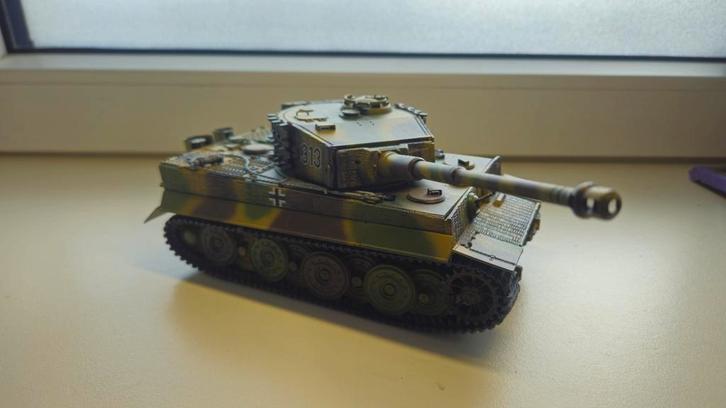 Italeri Tiger Tank 1:35 - Modelbouw, Hobby en Vrije tijd, Modelbouw | Auto's en Voertuigen, Zo goed als nieuw, Tank, 1:32 tot 1:50