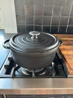 Braadpan Surel, Huis en Inrichting, Keuken | Potten en Pannen, Ophalen of Verzenden, Zo goed als nieuw, Gietijzer, Koekenpan of Braadpan