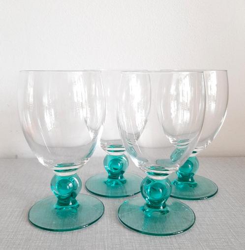 Franse Luminarc wijnglazen / waterglazen turquoise voet, Verzamelen, Glas en Borrelglaasjes, Zo goed als nieuw, Overige typen