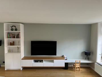 Op maat gemaakt TV Wandmeubel met Kast en Kinderbureau 
