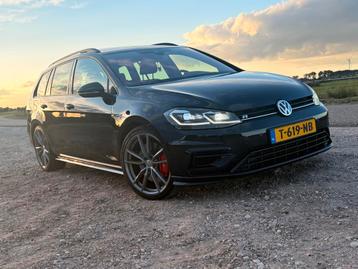 Volkswagen Golf R  2.0 AUT 2017 Zwart beschikbaar voor biedingen