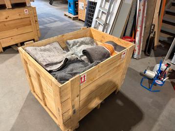 Verhuisdekens / opslagdekens 50 stuk in kist beschikbaar voor biedingen