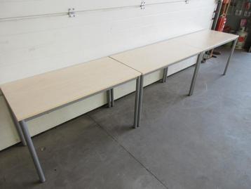 3x tafel 120 x 60 cm, Ahrend beschikbaar voor biedingen