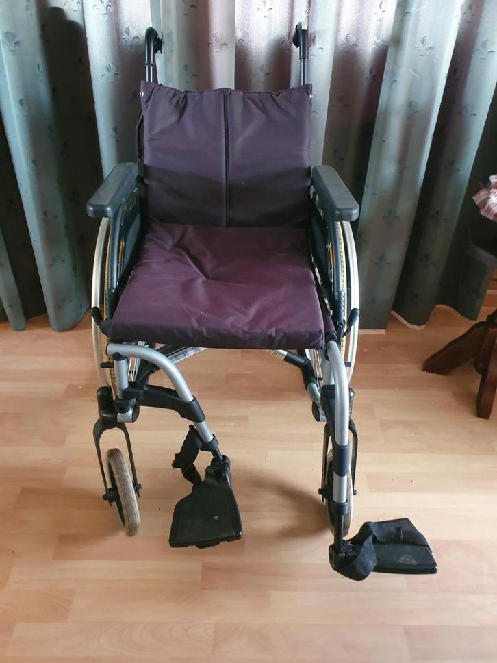 Breezy X rolstoel Basic 2, Diversen, Rolstoelen, Zo goed als nieuw, Duwrolstoel, Inklapbaar, Ophalen