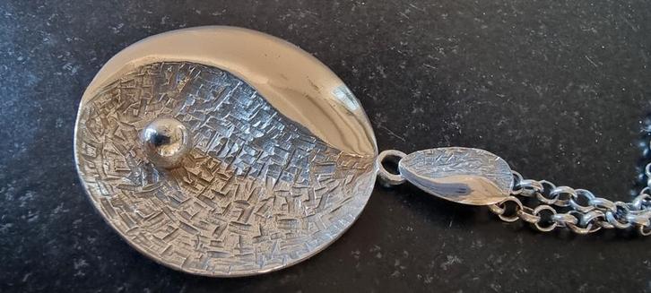 Zilveren vintage modernist ketting (ying yang), Sieraden, Tassen en Uiterlijk, Kettingen, Zo goed als nieuw, Zilver, Zilver, Verzenden