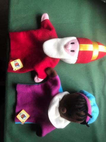 Poppenkast sinterklaas en piet beschikbaar voor biedingen