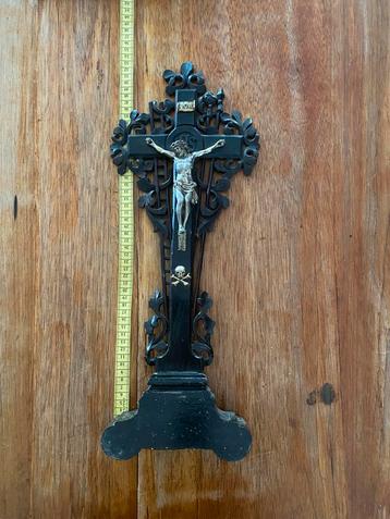 Antiek Crucifix kruisbeeld kruis hout thuis altaar devotie beschikbaar voor biedingen