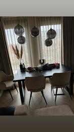 Eettafel + 4 beige stoelen zwarte poten, Ophalen, Zo goed als nieuw